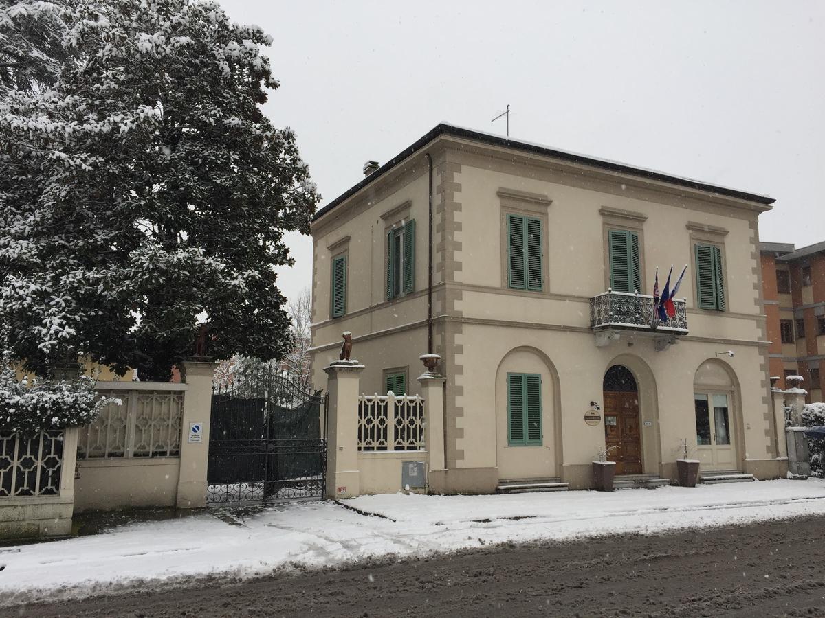 Lucca Relais Bed & Breakfast Exterior photo
