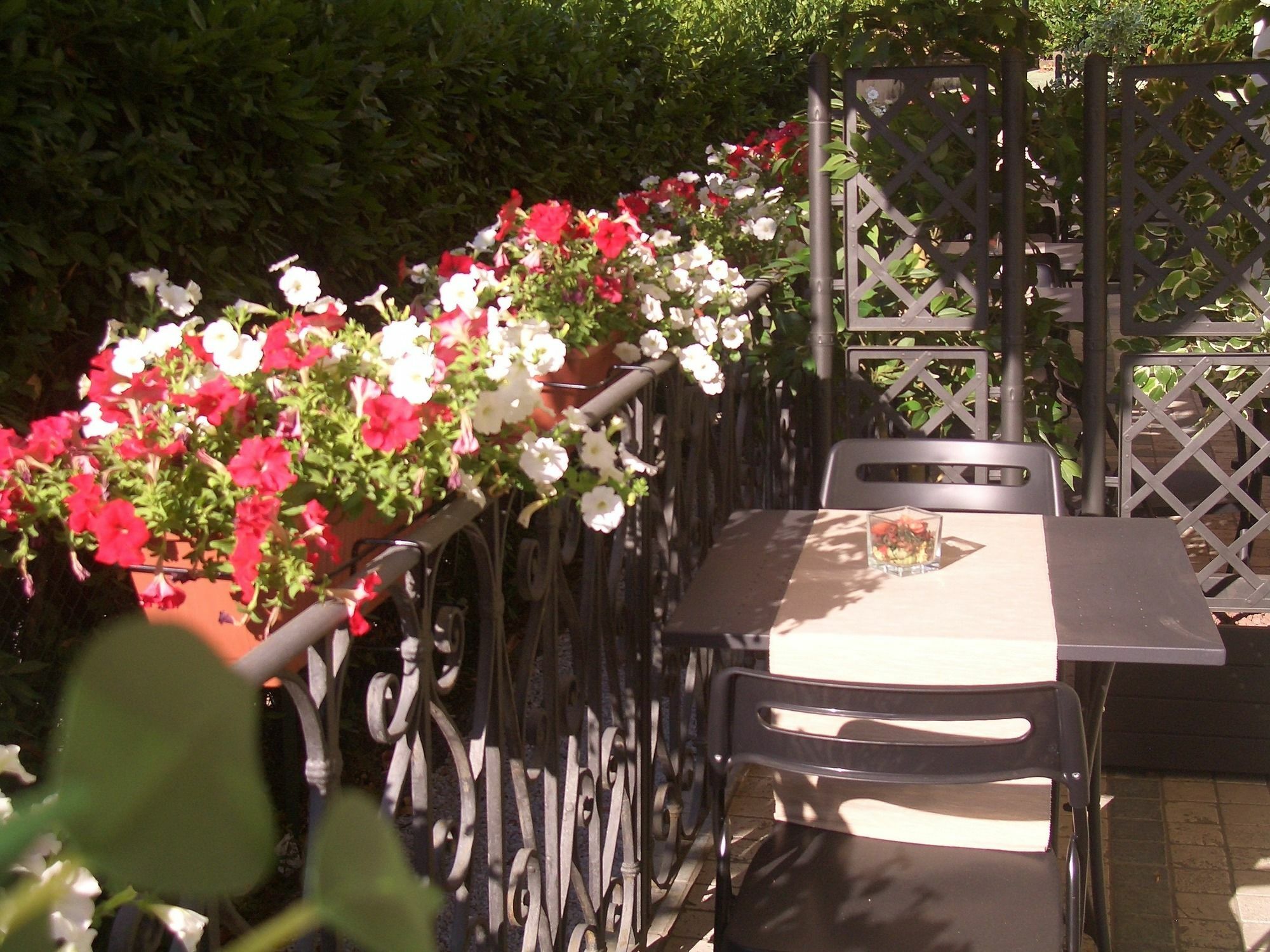 Lucca Relais Bed & Breakfast Exterior photo