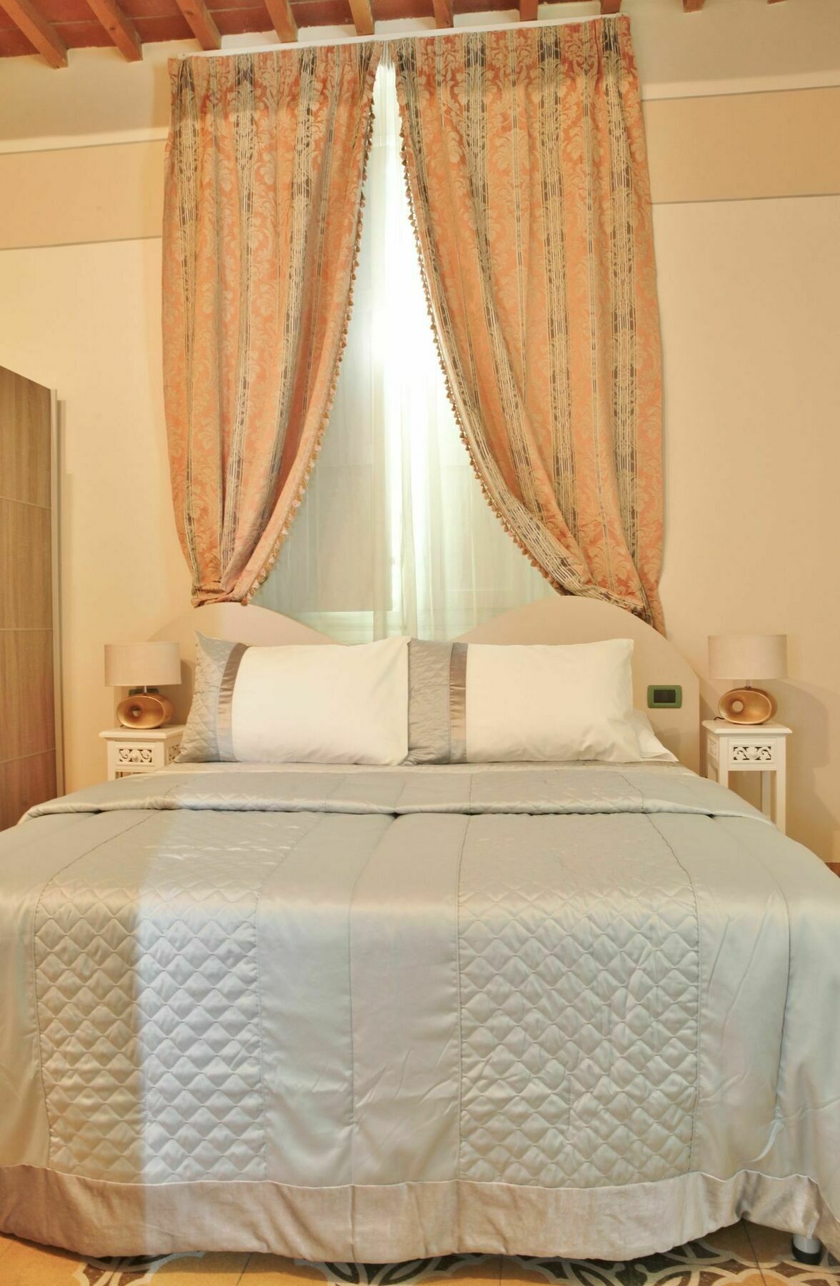 Lucca Relais Bed & Breakfast Exterior photo